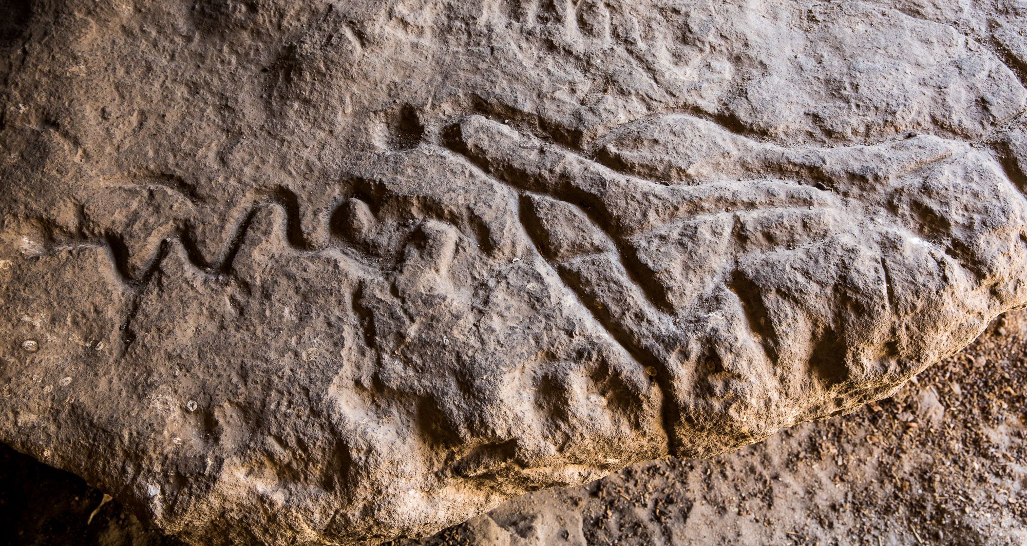 Petroglifos & Vale Arco-íris