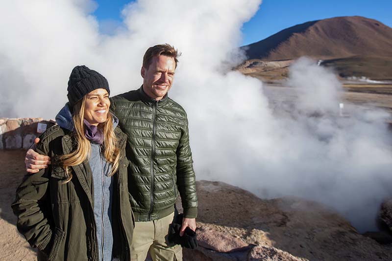 Gêiseres do Tatio à esquerda